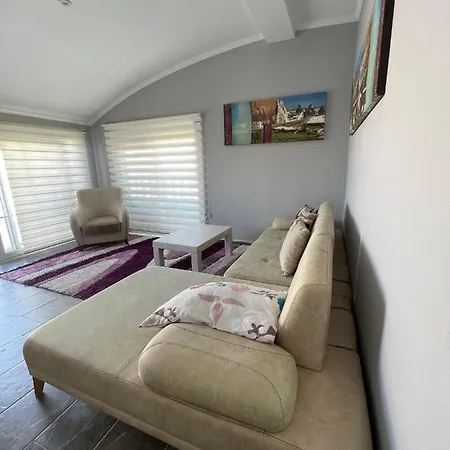 Belka Golf Exclusive Deluxbelek * 贝莱克